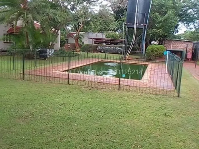 Townhouse/Complex/Cluster to Rent in Mandara, Harare