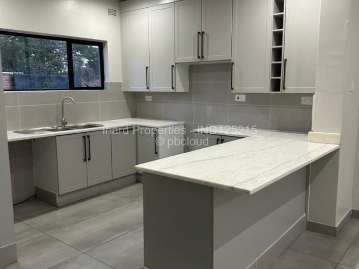 Townhouse/Cluster to Rent in Quinnington, Harare