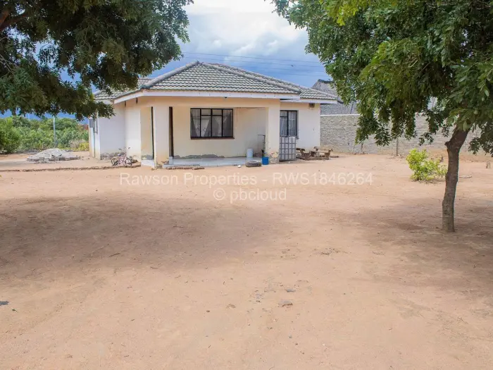 2 Bedroom Cottage/Garden Flat for Sale in Rockview, Harare