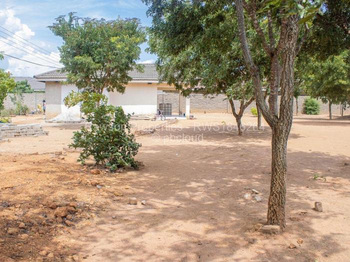 2 Bedroom Cottage/Garden Flat for Sale in Rockview, Harare