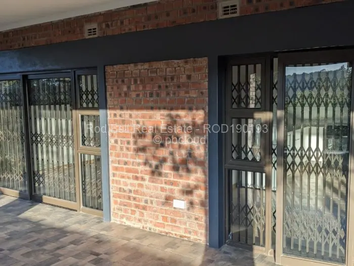 2 Bedroom Cottage/Garden Flat to Rent in Glen Lorne