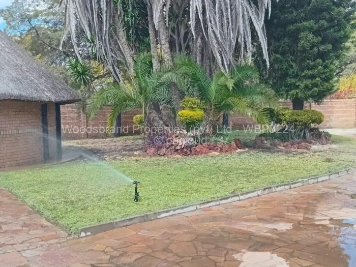 5 Bedroom House for Sale in Highlands, Harare