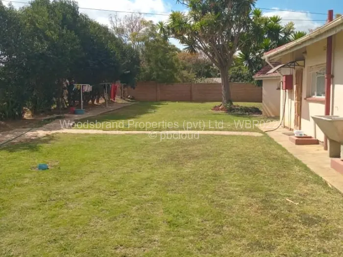 5 Bedroom House for Sale in Highlands, Harare