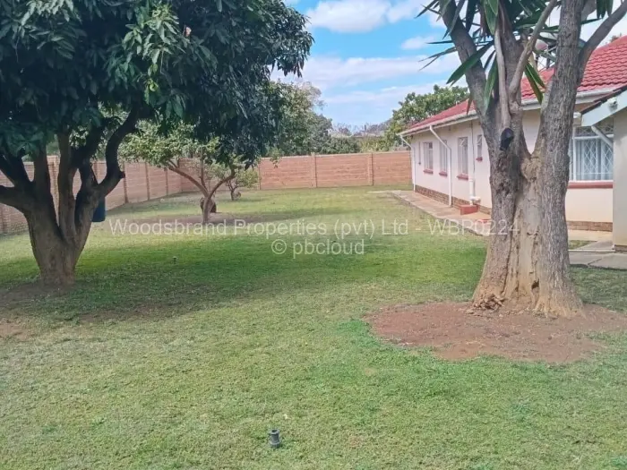 5 Bedroom House for Sale in Highlands, Harare