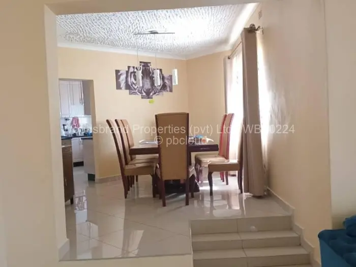5 Bedroom House for Sale in Highlands, Harare