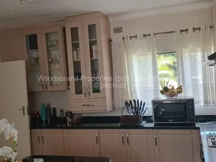 5 Bedroom House for Sale in Highlands, Harare