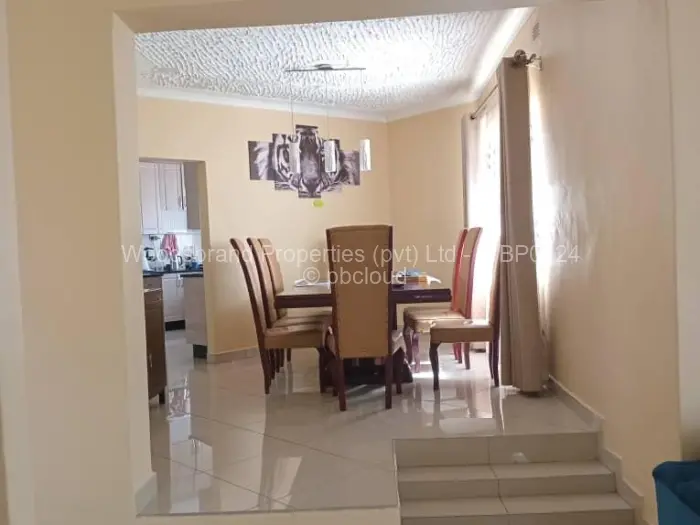 5 Bedroom House for Sale in Highlands, Harare