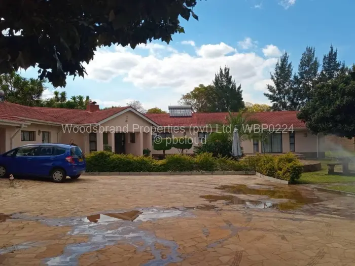 5 Bedroom House for Sale in Highlands, Harare