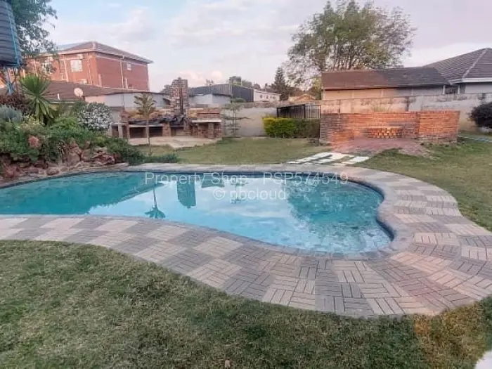 3 Bedroom Cottage/Garden Flat to Rent in Eastlea, Harare