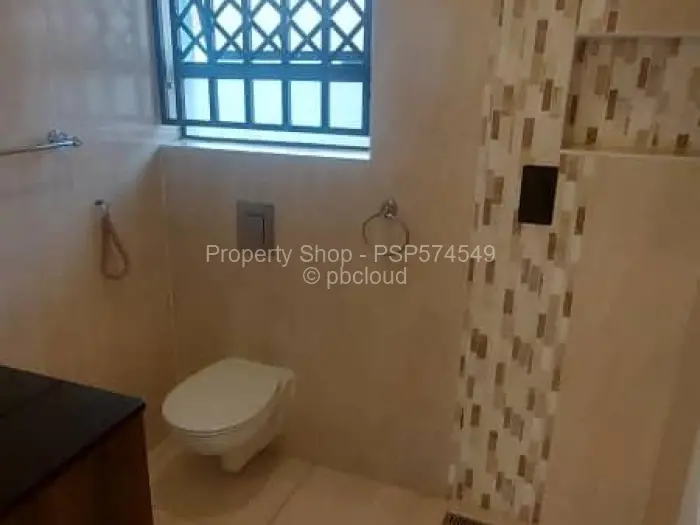 3 Bedroom Cottage/Garden Flat to Rent in Eastlea, Harare
