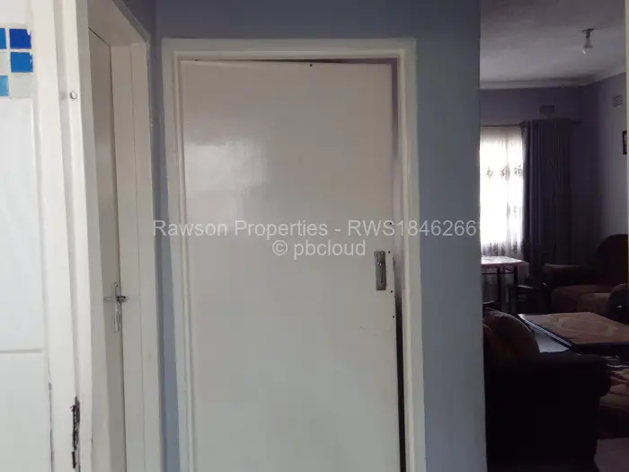 Flat/Apartment for Sale in Bluff Hill, Harare