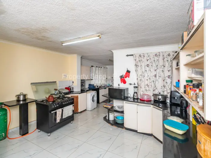 4 Bedroom House to Rent in Greendale, Harare