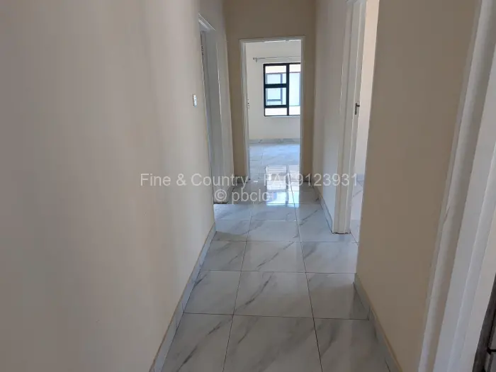 Townhouse/Complex/Cluster for Sale in Bluff Hill, Harare