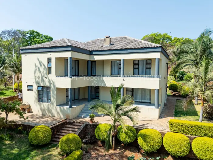 6 Bedroom House for Sale in Shawasha Hills, Harare
