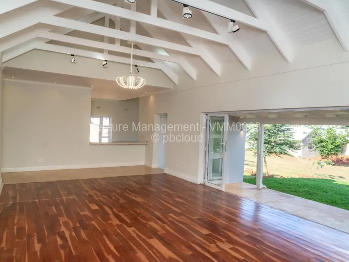 Townhouse/Complex/Cluster for Sale in Helensvale, Harare