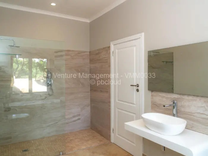 Townhouse/Complex/Cluster for Sale in Helensvale, Harare