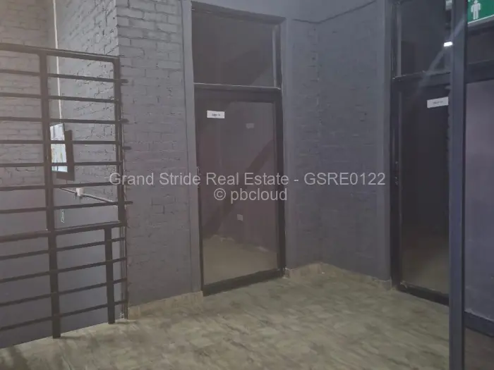 Commercial Property to Rent in Avenues