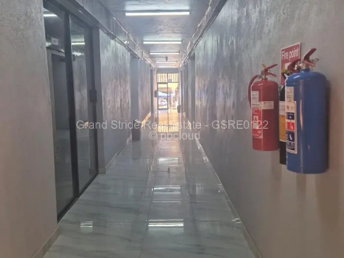 Commercial Property to Rent in Avenues