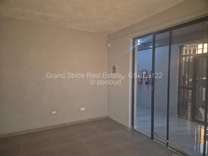 Commercial Property to Rent in Avenues