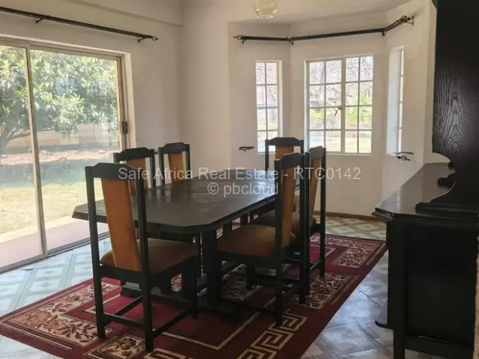 6 Bedroom House to Rent in Borrowdale West
