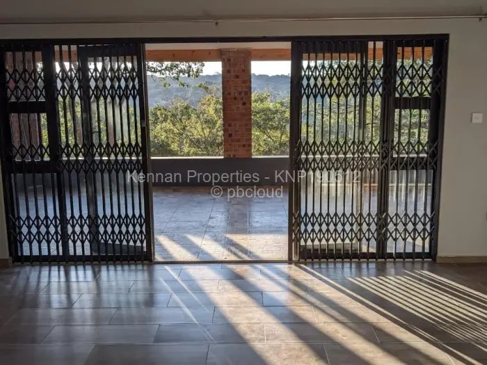 2 Bedroom Cottage/Garden Flat to Rent in Glen Lorne