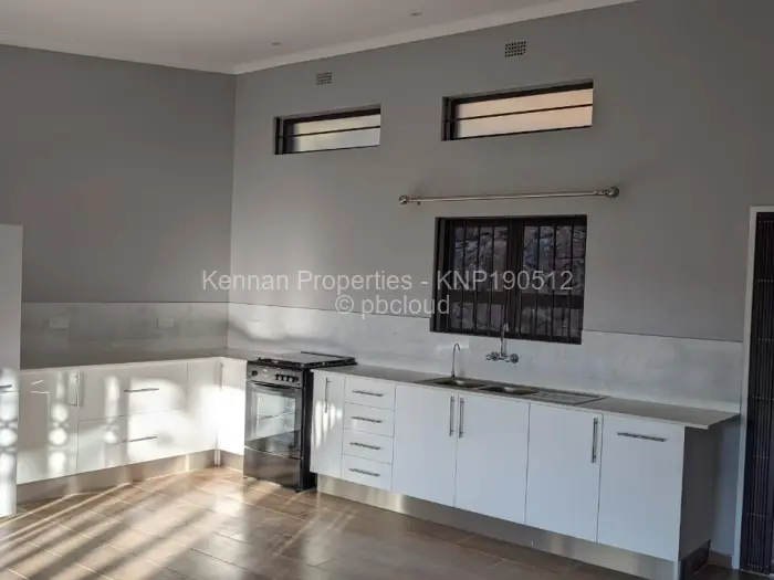 2 Bedroom Cottage/Garden Flat to Rent in Glen Lorne
