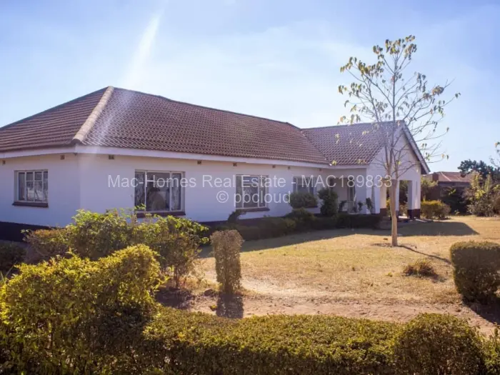 4 Bedroom House for Sale in Norton, Norton