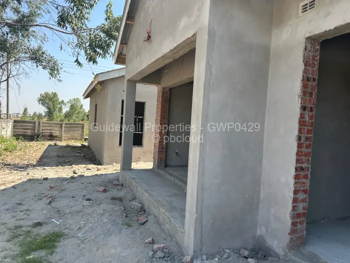 Townhouse/Complex/Cluster for Sale in Greendale, Harare