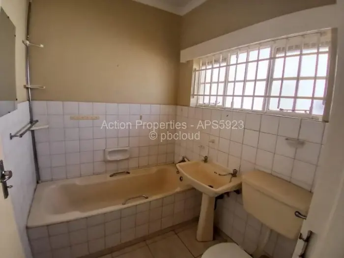 Townhouse/Complex/Cluster to Rent in Avondale West