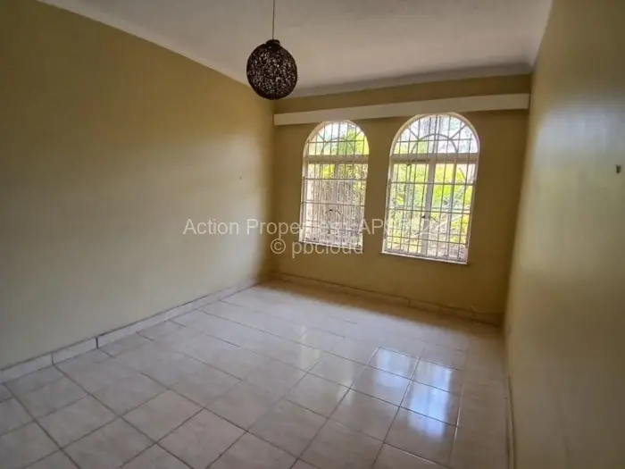 Townhouse/Complex/Cluster to Rent in Avondale West
