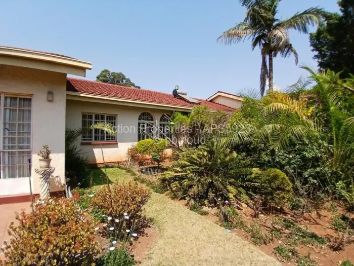 Townhouse/Complex/Cluster to Rent in Avondale West