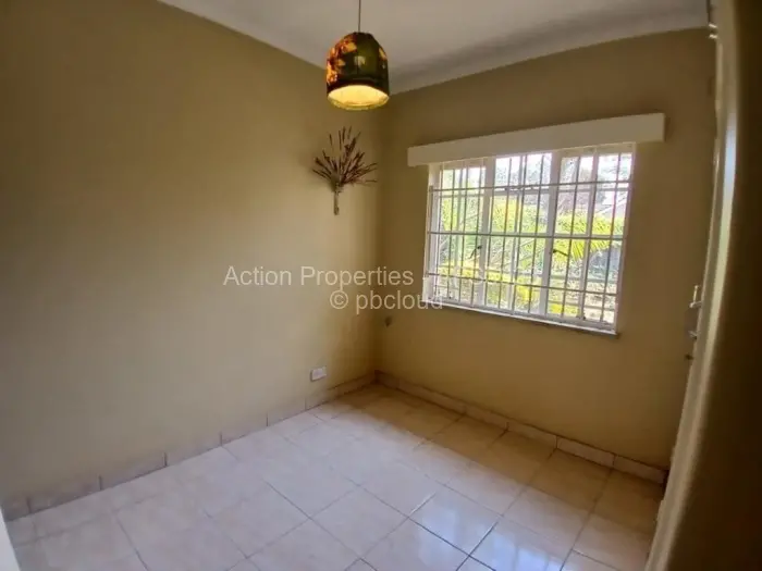 Townhouse/Complex/Cluster to Rent in Avondale West