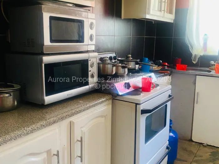 2 Bedroom House to Rent in Westgate, Harare