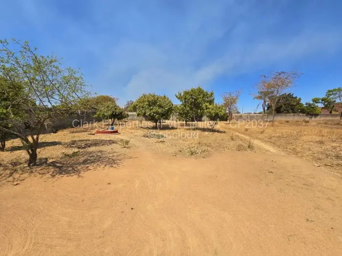 Residential Stand for Sale in Norton, Norton