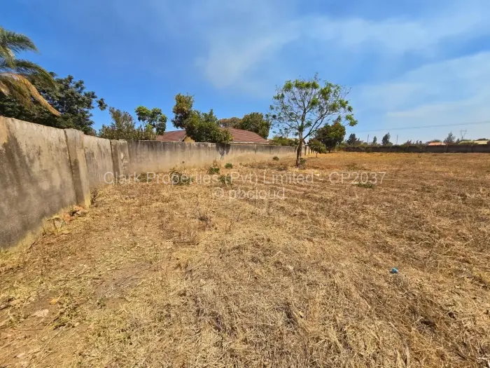 Residential Stand for Sale in Norton, Norton