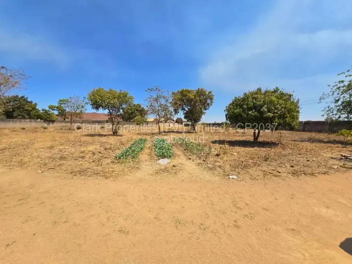 Residential Stand for Sale in Norton, Norton