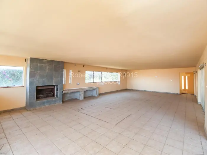 6 Bedroom House for Sale in Glen Lorne, Harare