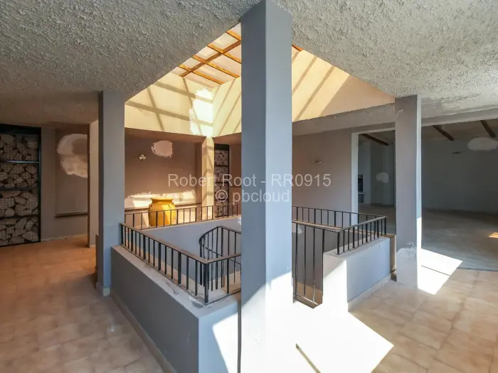 6 Bedroom House for Sale in Glen Lorne, Harare