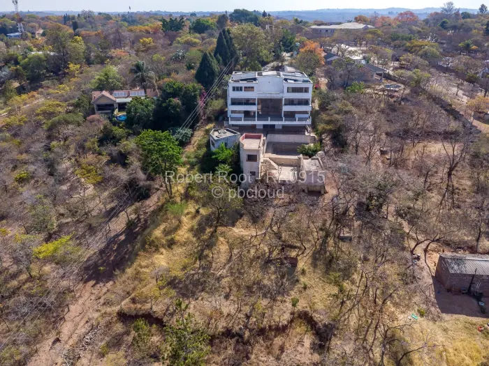 6 Bedroom House for Sale in Glen Lorne, Harare