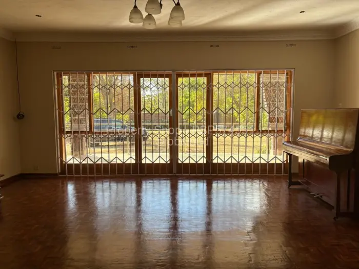 4 Bedroom House for Sale in Borrowdale, Harare