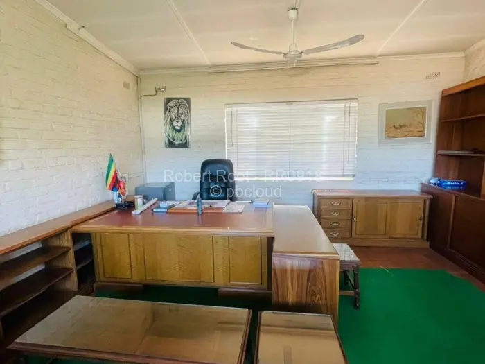 Commercial Property to Rent in Bluff Hill