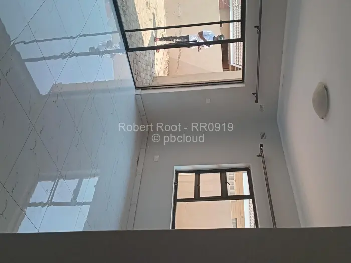 Townhouse/Complex/Cluster to Rent in Bluff Hill, Harare
