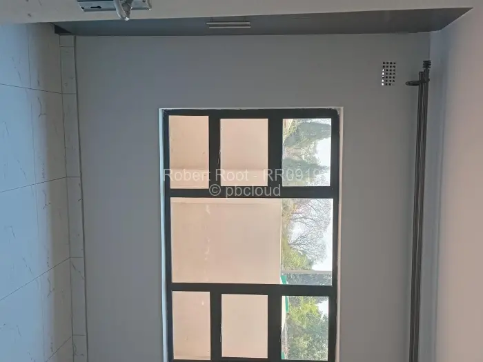 Townhouse/Complex/Cluster to Rent in Bluff Hill, Harare