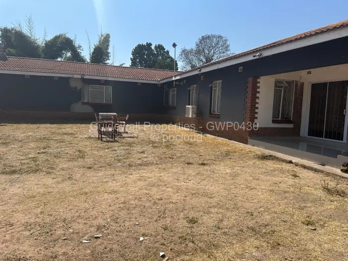 3 Bedroom House to Rent in Hatfield