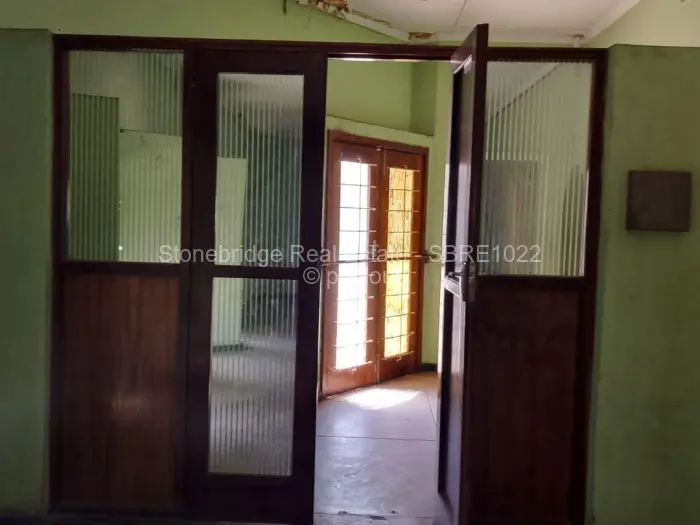 Warehouse/Industrial to Rent in Donnington, Bulawayo