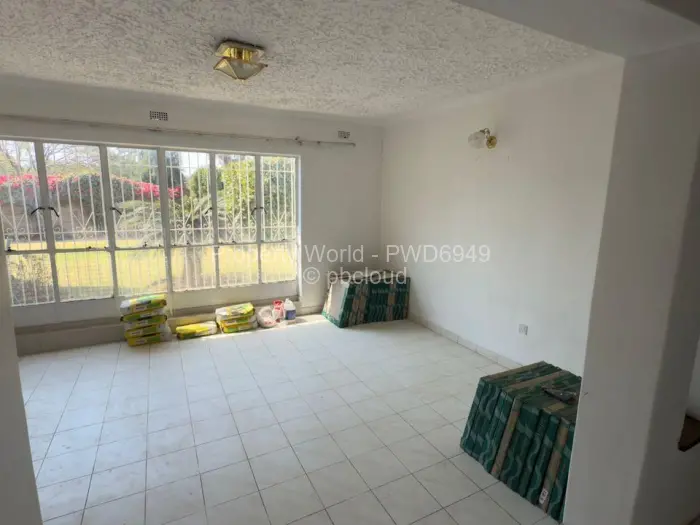 4 Bedroom House to Rent in Ridgeview