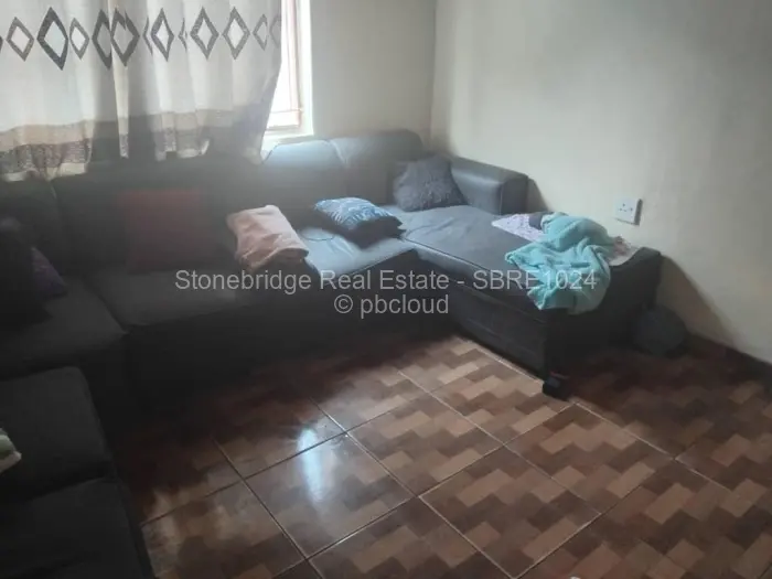 3 Bedroom House for Sale in Lobengula, Bulawayo