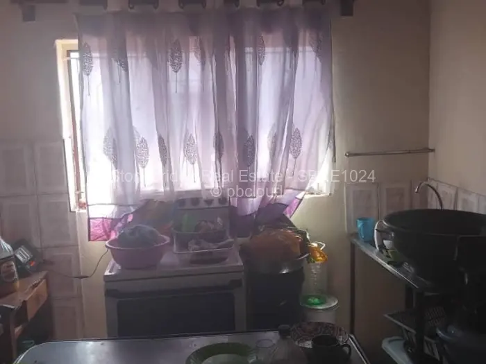 3 Bedroom House for Sale in Lobengula, Bulawayo