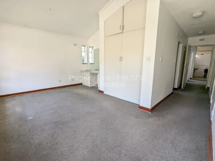 Townhouse/Complex/Cluster to Rent in Borrowdale