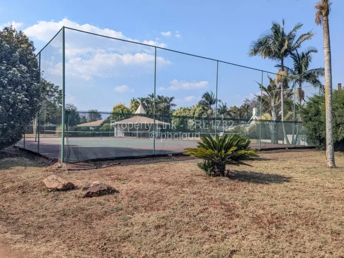 Townhouse/Complex/Cluster to Rent in Borrowdale